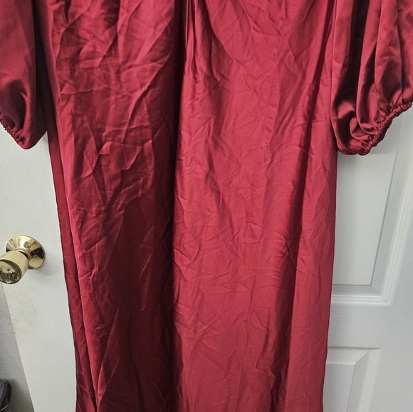 Mac Duggal 27350 Satin Wine Embellished High Neck Dress SZ 14 NWT - Picture 10 of 13